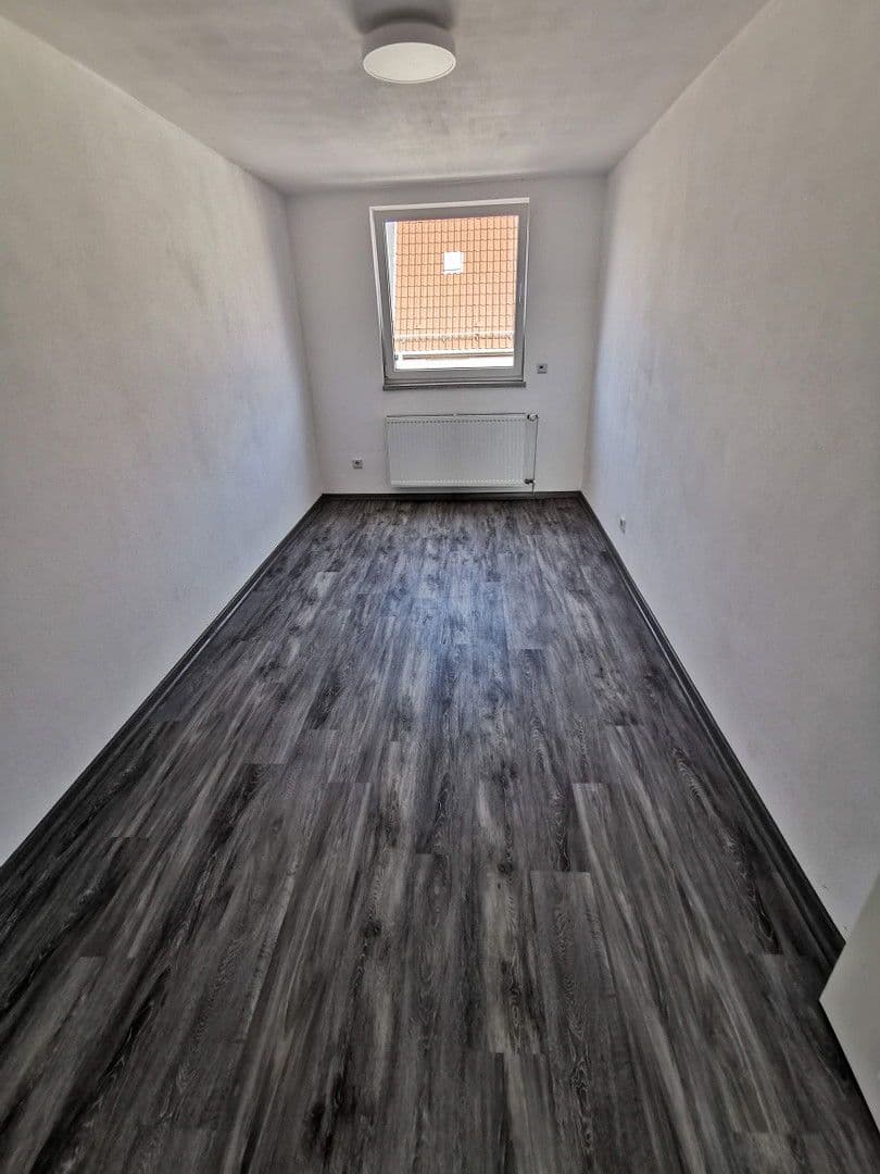 Prenájom bytu 2-izbový 53 m², Mannheim, Bádensko-Wurttembersko Prenájom bytu 2-izbový 53 m², Mannheim, Bádensko-Wurttembersko