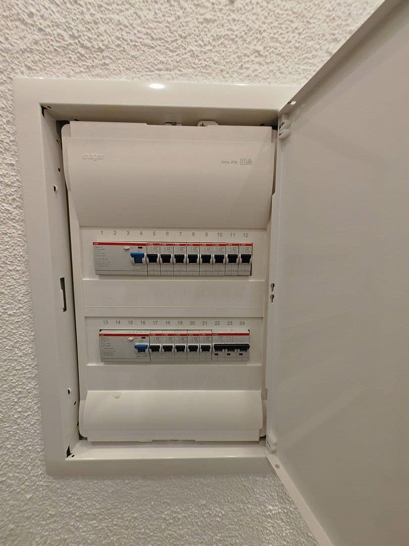 Prenájom bytu 2-izbový 53 m², Mannheim, Bádensko-Wurttembersko Prenájom bytu 2-izbový 53 m², Mannheim, Bádensko-Wurttembersko