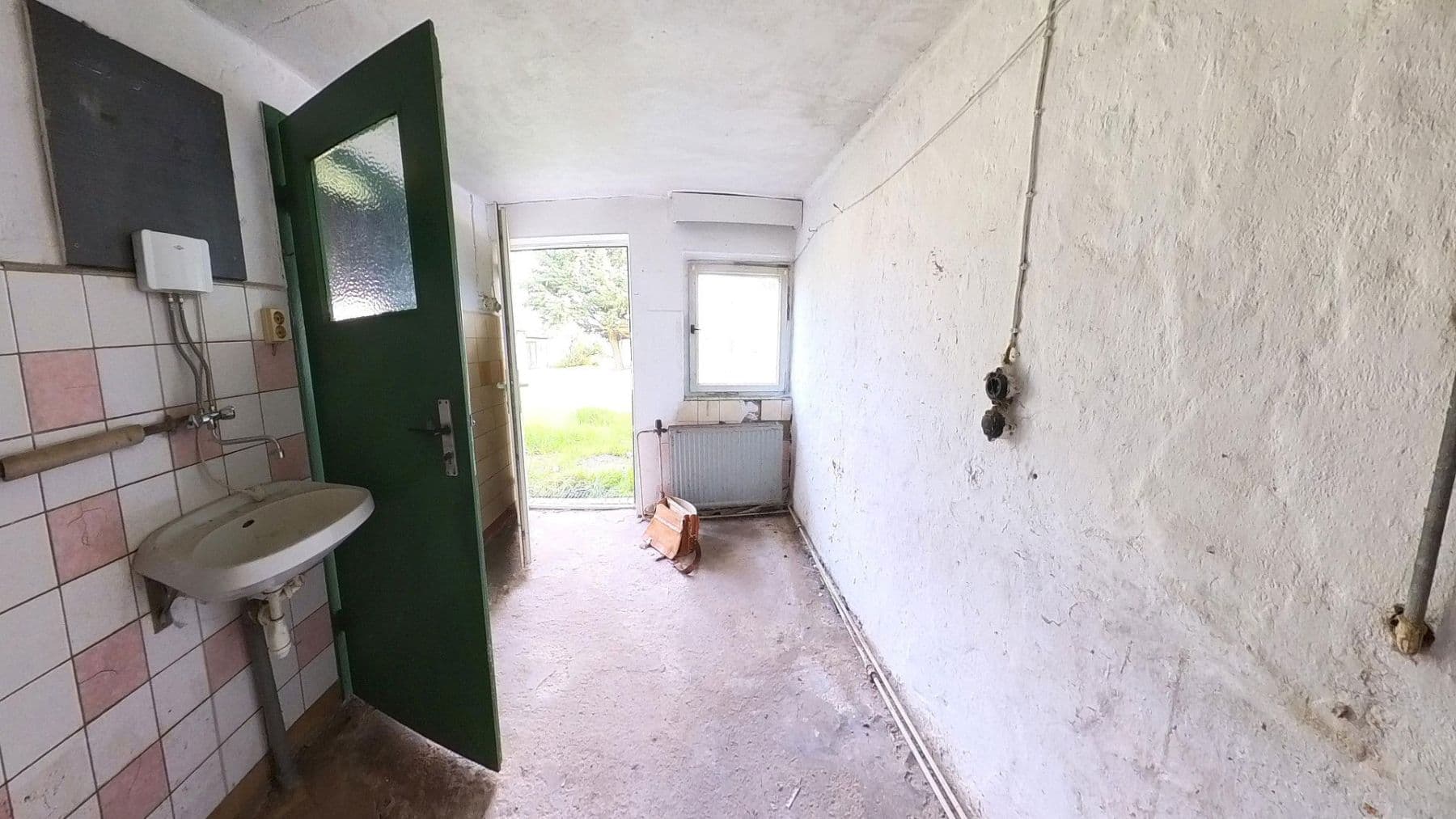 Predaj domu 164 m², pozemek 595 m², Dorfstr. 17, Priborn, Meklenbursko-Predpomoransko Predaj domu 164 m², pozemek 595 m², Dorfstr. 17, Priborn, Meklenbursko-Predpomoransko