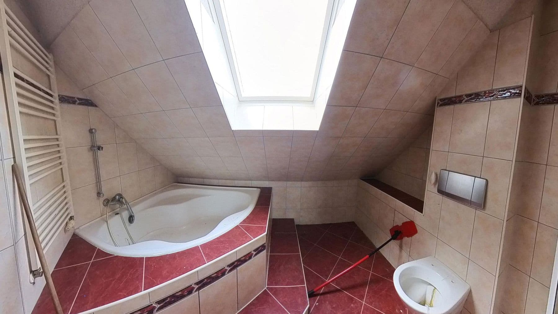 Predaj domu 164 m², pozemek 595 m², Dorfstr. 17, Priborn, Meklenbursko-Predpomoransko Predaj domu 164 m², pozemek 595 m², Dorfstr. 17, Priborn, Meklenbursko-Predpomoransko