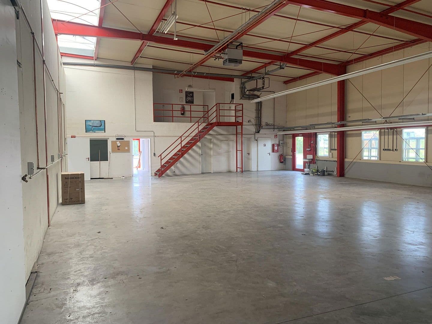 Prenájom nebytového priestoru 7.423 m², Oberer Westring 41, Büren, Severné Porýnie - Westfálsko Prenájom nebytového priestoru 7.423 m², Oberer Westring 41, Büren, Severné Porýnie - Westfálsko
