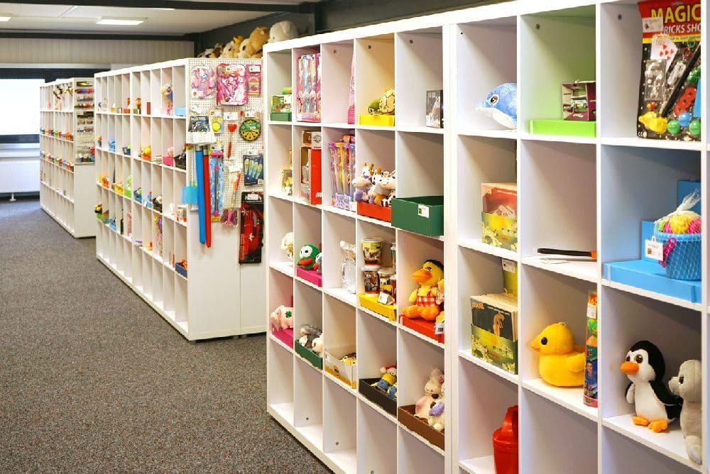 Predaj nebytového priestoru 6.365 m², Königsbrunn, Bavorsko Predaj nebytového priestoru 6.365 m², Königsbrunn, Bavorsko