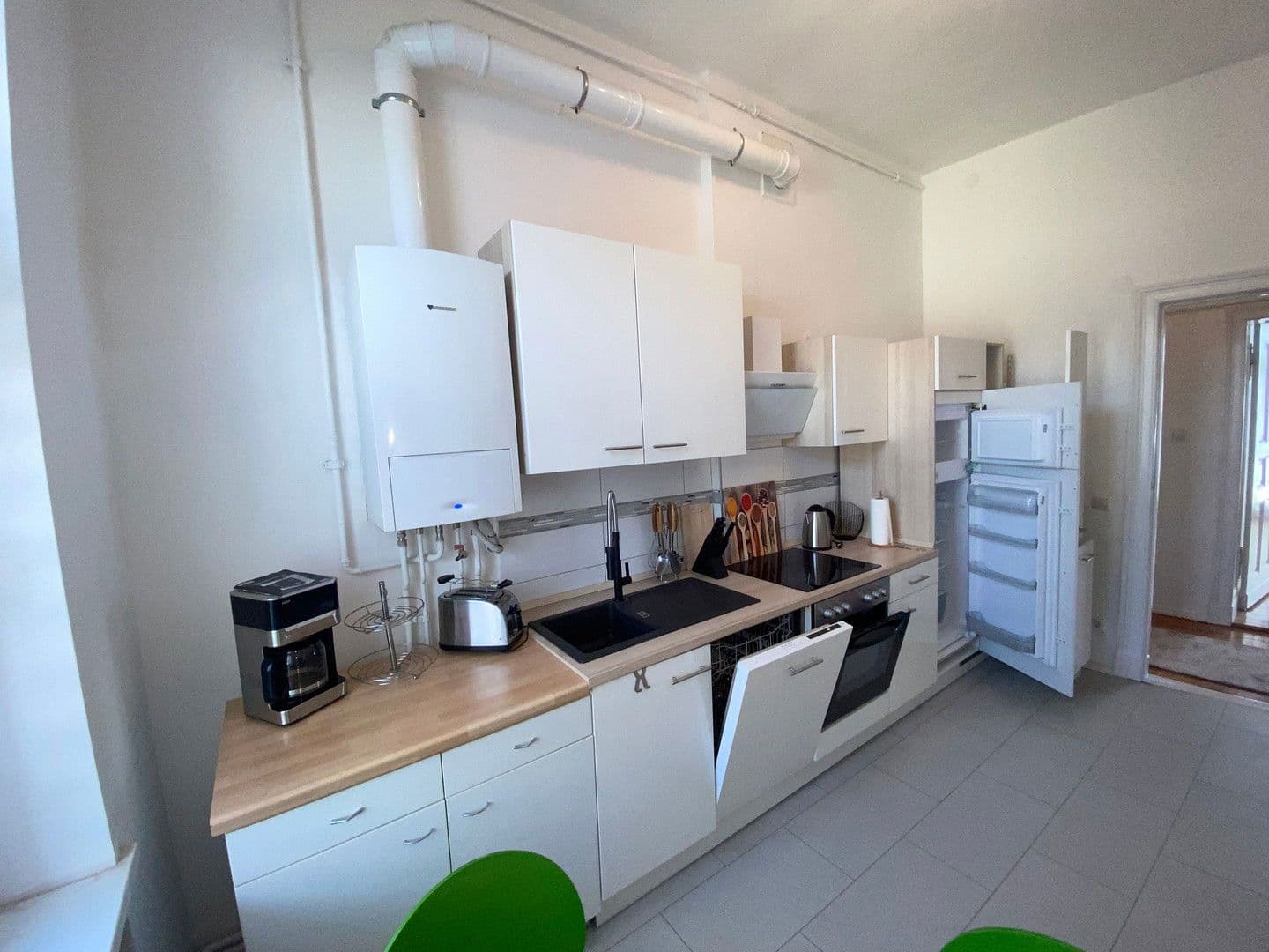 Prenájom bytu 3-izbový 90 m², Körnerstr., 47, Berlin, Berlín Prenájom bytu 3-izbový 90 m², Körnerstr., 47, Berlin, Berlín