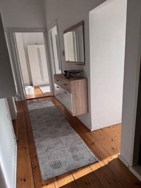 Prenájom bytu 3-izbový 90 m², Körnerstr., 47, Berlin, Berlín Prenájom bytu 3-izbový 90 m², Körnerstr., 47, Berlin, Berlín