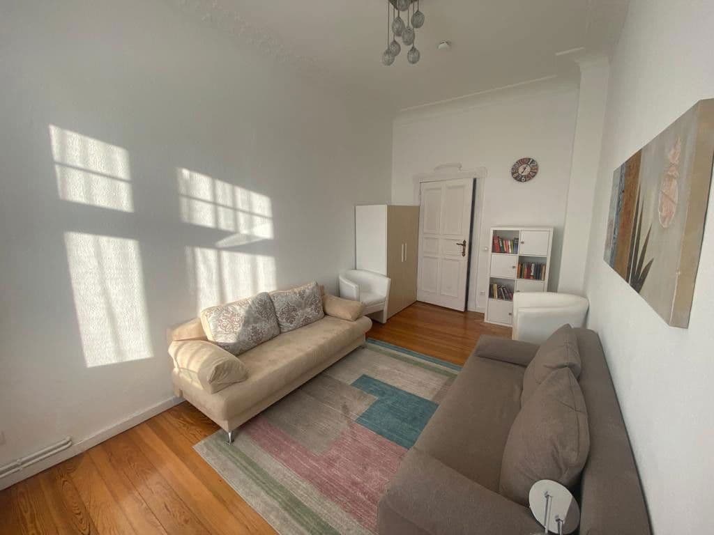 Prenájom bytu 3-izbový 90 m², Körnerstr., 47, Berlin, Berlín Prenájom bytu 3-izbový 90 m², Körnerstr., 47, Berlin, Berlín