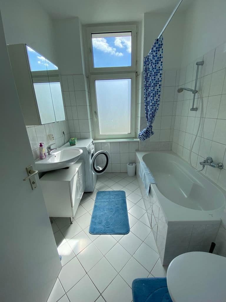 Prenájom bytu 3-izbový 90 m², Körnerstr., 47, Berlin, Berlín Prenájom bytu 3-izbový 90 m², Körnerstr., 47, Berlin, Berlín