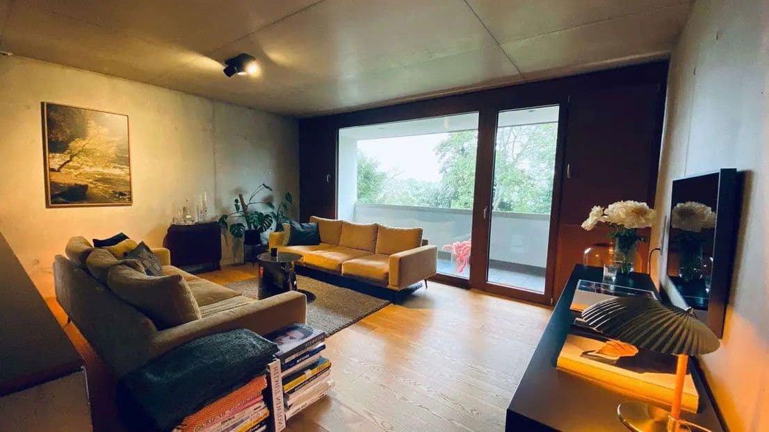 Prenájom bytu 4-izbový 114 m², Lörrach, Bádensko-Wurttembersko Prenájom bytu 4-izbový 114 m², Lörrach, Bádensko-Wurttembersko