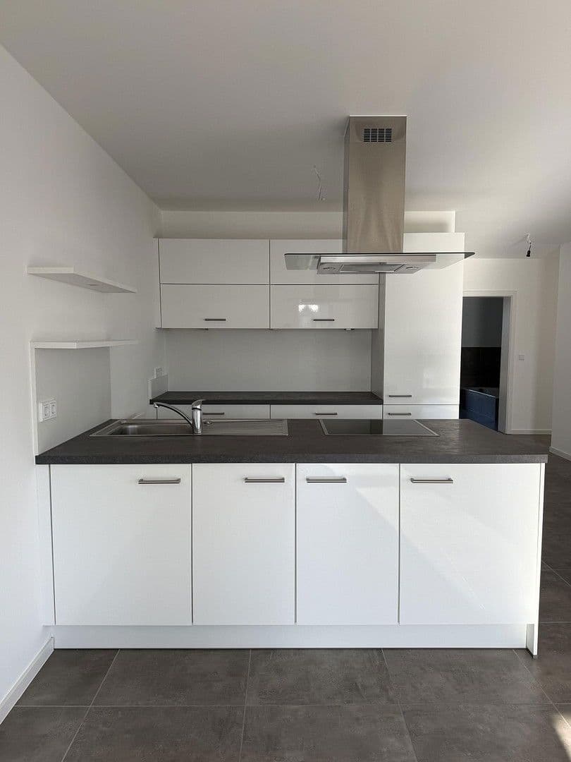 Prenájom bytu 5-izbový 134 m², Langendiebacher Str. 49, Erlensee, Hesensko Prenájom bytu 5-izbový 134 m², Langendiebacher Str. 49, Erlensee, Hesensko