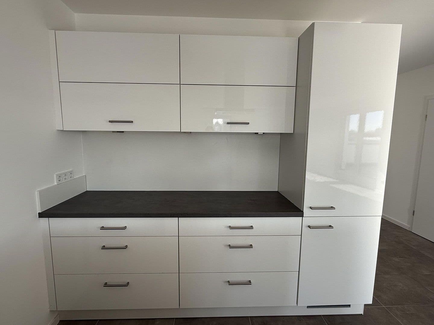 Prenájom bytu 5-izbový 134 m², Langendiebacher Str. 49, Erlensee, Hesensko Prenájom bytu 5-izbový 134 m², Langendiebacher Str. 49, Erlensee, Hesensko