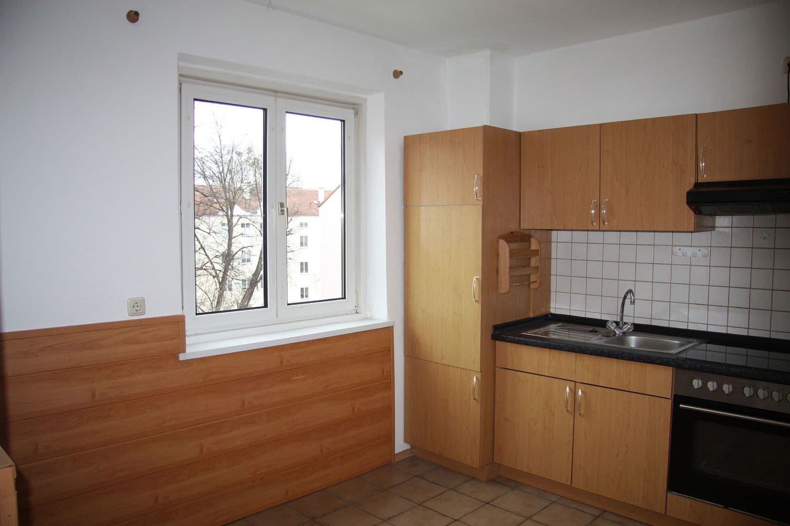 Prenájom bytu 1-izbový 34 m², Laibacher Strasse 8, München, Bavorsko Prenájom bytu 1-izbový 34 m², Laibacher Strasse 8, München, Bavorsko