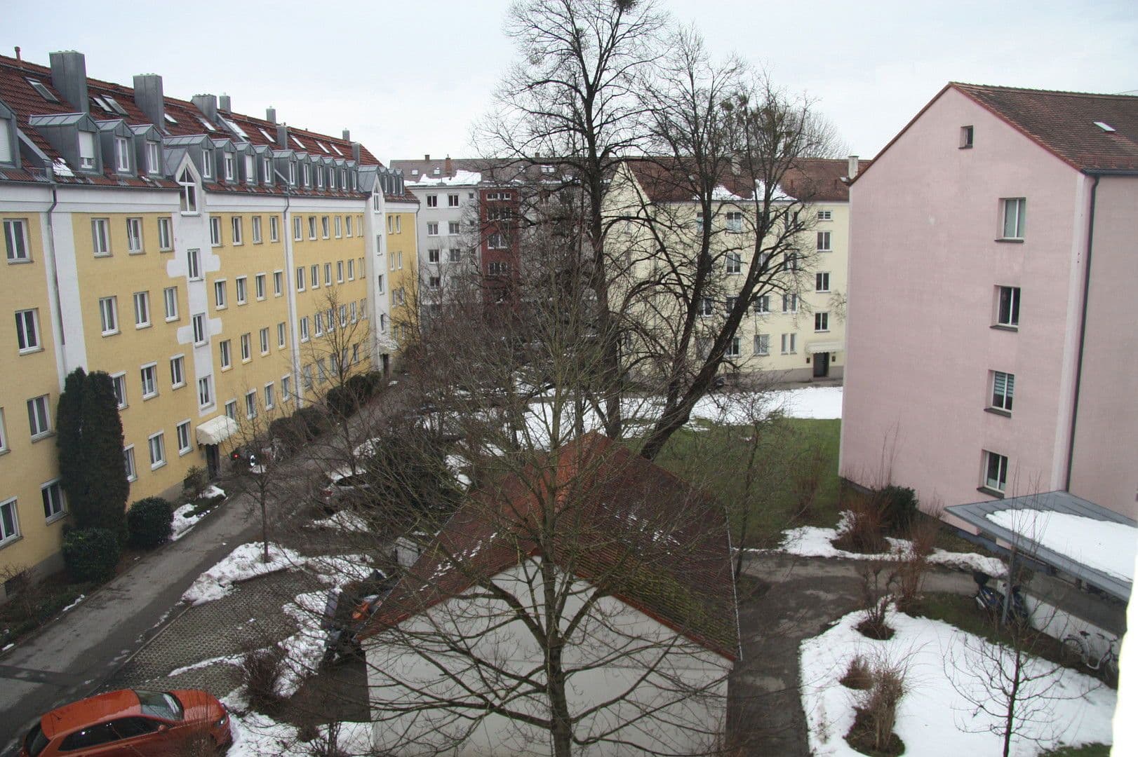 Prenájom bytu 1-izbový 34 m², Laibacher Strasse 8, München, Bavorsko Prenájom bytu 1-izbový 34 m², Laibacher Strasse 8, München, Bavorsko