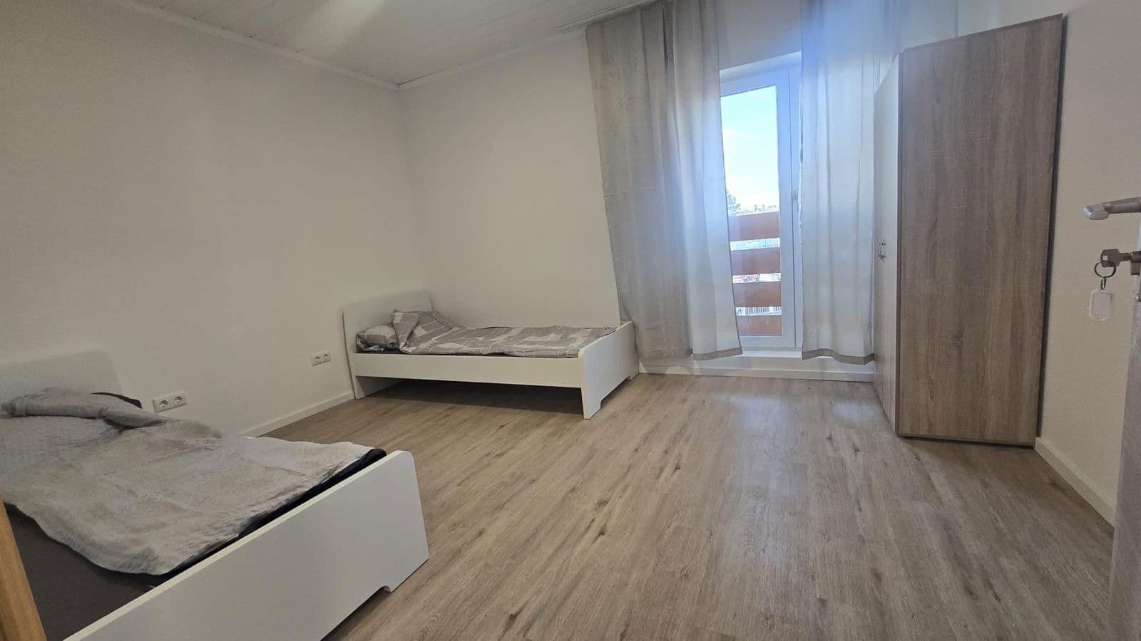 Prenájom domu 175 m², pozemek 500 m², Bahnhof Strasse 25, Dingolfing, Bavorsko Prenájom domu 175 m², pozemek 500 m², Bahnhof Strasse 25, Dingolfing, Bavorsko