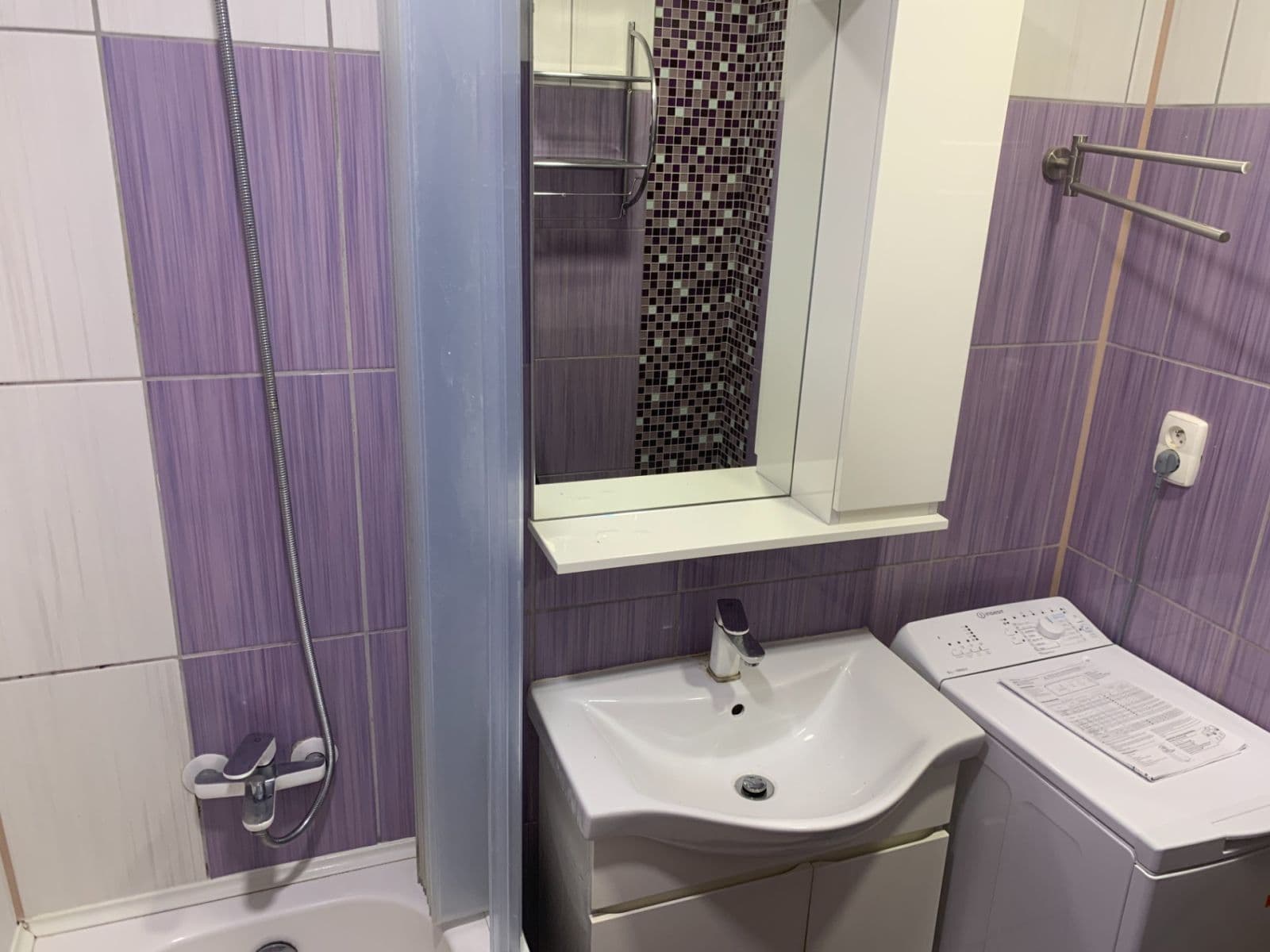 Prenájom bytu 3-izbový 74 m², Vazovova, Praha, Praha Prenájom bytu 3-izbový 74 m², Vazovova, Praha, Praha