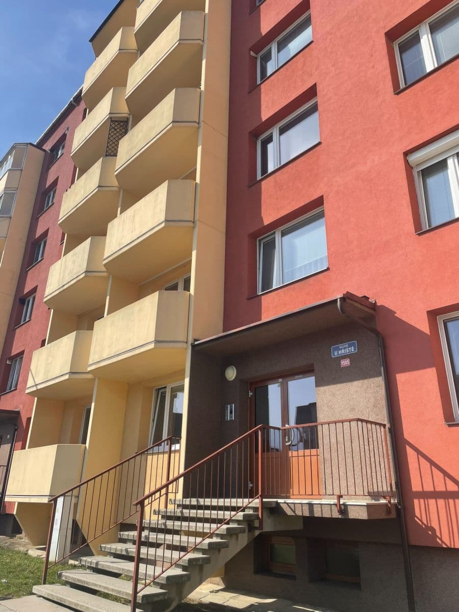 Predaj bytu 1-izbový 38 m², U Hřiště, Bystřice pod Hostýnem, Zlínský kraj Predaj bytu 1-izbový 38 m², U Hřiště, Bystřice pod Hostýnem, Zlínský kraj