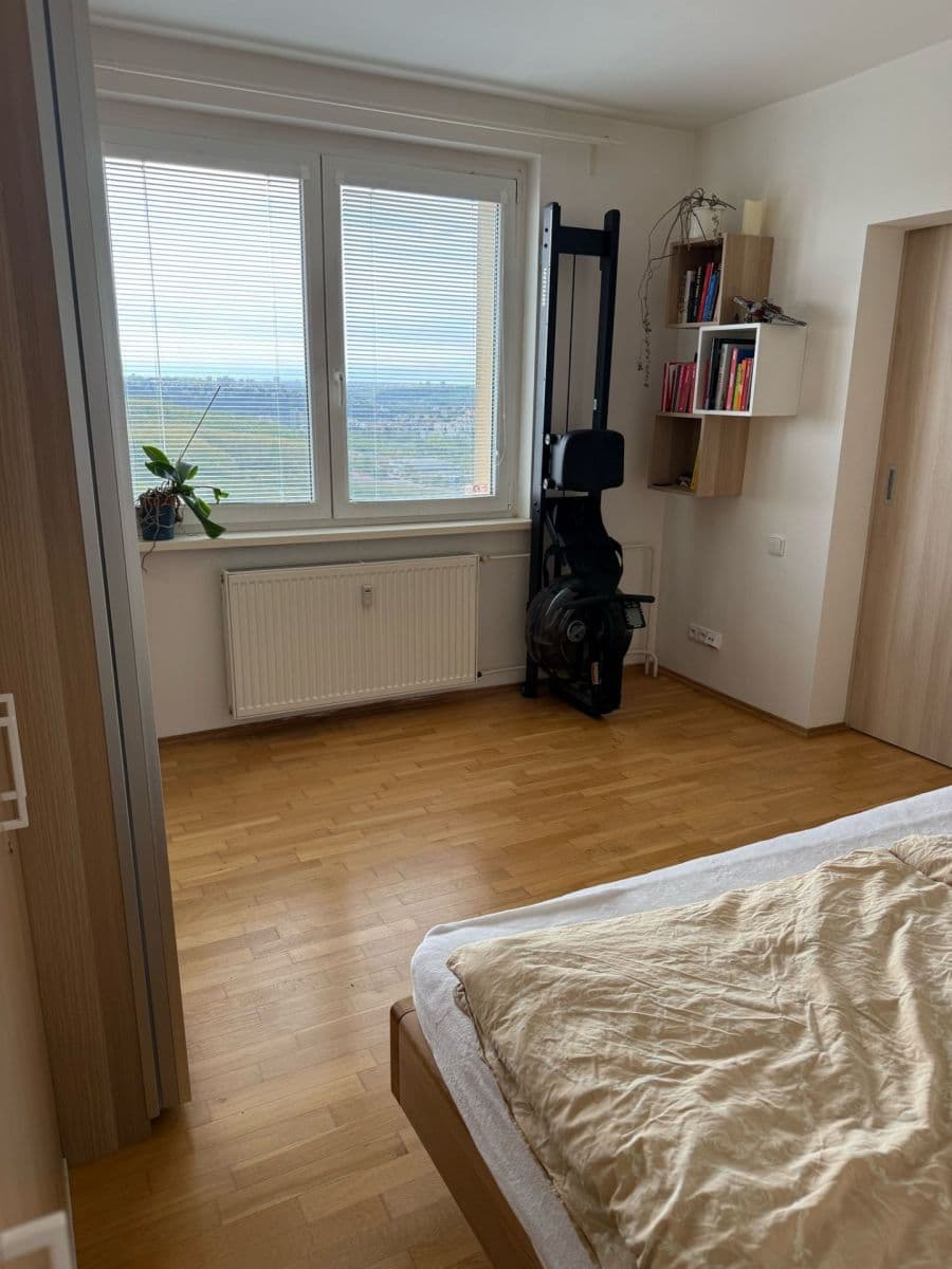 Predaj bytu 2-izbový 68 m², Štúrova, Praha, Praha Predaj bytu 2-izbový 68 m², Štúrova, Praha, Praha