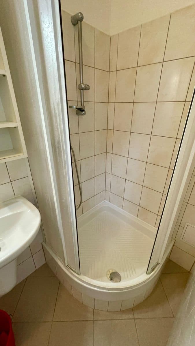 Prenájom bytu 1-izbový 37 m², Kuklenská, Brno, Jihomoravský kraj Prenájom bytu 1-izbový 37 m², Kuklenská, Brno, Jihomoravský kraj