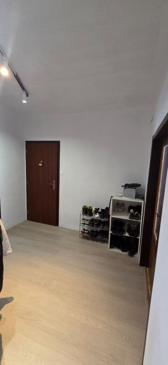 Predaj bytu 3-izbový 69 m², Gessayova, Petržalka, Bratislavský kraj Predaj bytu 3-izbový 69 m², Gessayova, Petržalka, Bratislavský kraj