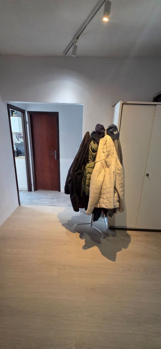 Predaj bytu 3-izbový 69 m², Gessayova, Petržalka, Bratislavský kraj Predaj bytu 3-izbový 69 m², Gessayova, Petržalka, Bratislavský kraj