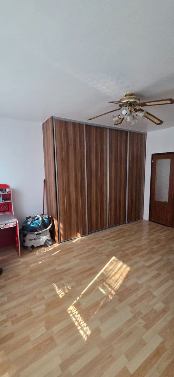 Predaj bytu 3-izbový 69 m², Gessayova, Petržalka, Bratislavský kraj Predaj bytu 3-izbový 69 m², Gessayova, Petržalka, Bratislavský kraj