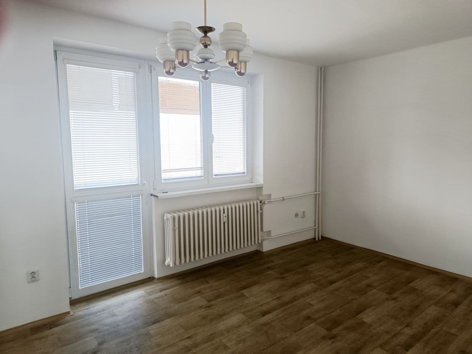 Predaj bytu 3-izbový 73 m², Štolmířská, Český Brod, Středočeský kraj Predaj bytu 3-izbový 73 m², Štolmířská, Český Brod, Středočeský kraj