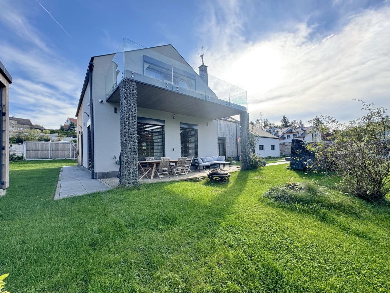 Predaj domu 411 m², pozemek 948 m², Na Obci, Hostouň, Středočeský kraj Predaj domu 411 m², pozemek 948 m², Na Obci, Hostouň, Středočeský kraj