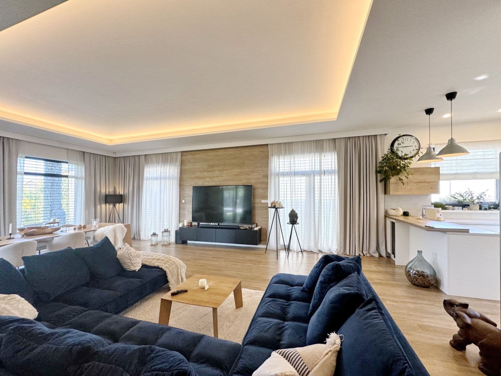 Predaj domu 411 m², pozemek 948 m², Na Obci, Hostouň, Středočeský kraj Predaj domu 411 m², pozemek 948 m², Na Obci, Hostouň, Středočeský kraj