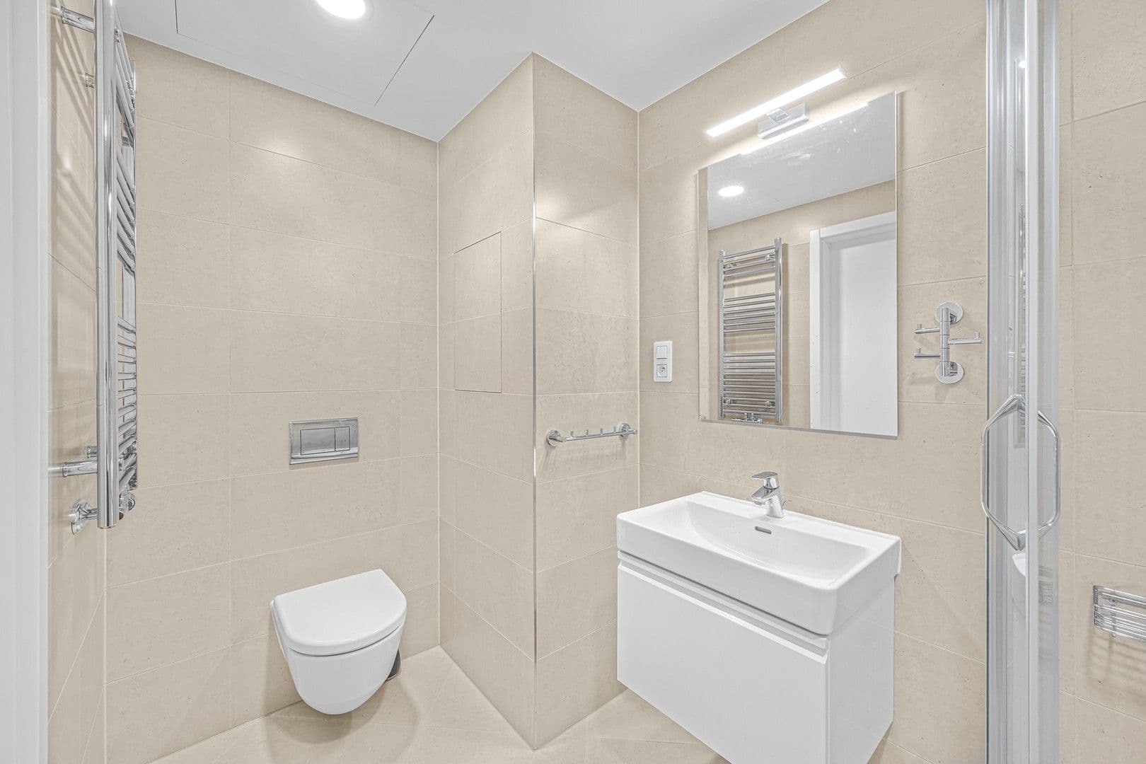 Prenájom bytu 1-izbový 30 m², Malešická, Praha, Praha Prenájom bytu 1-izbový 30 m², Malešická, Praha, Praha