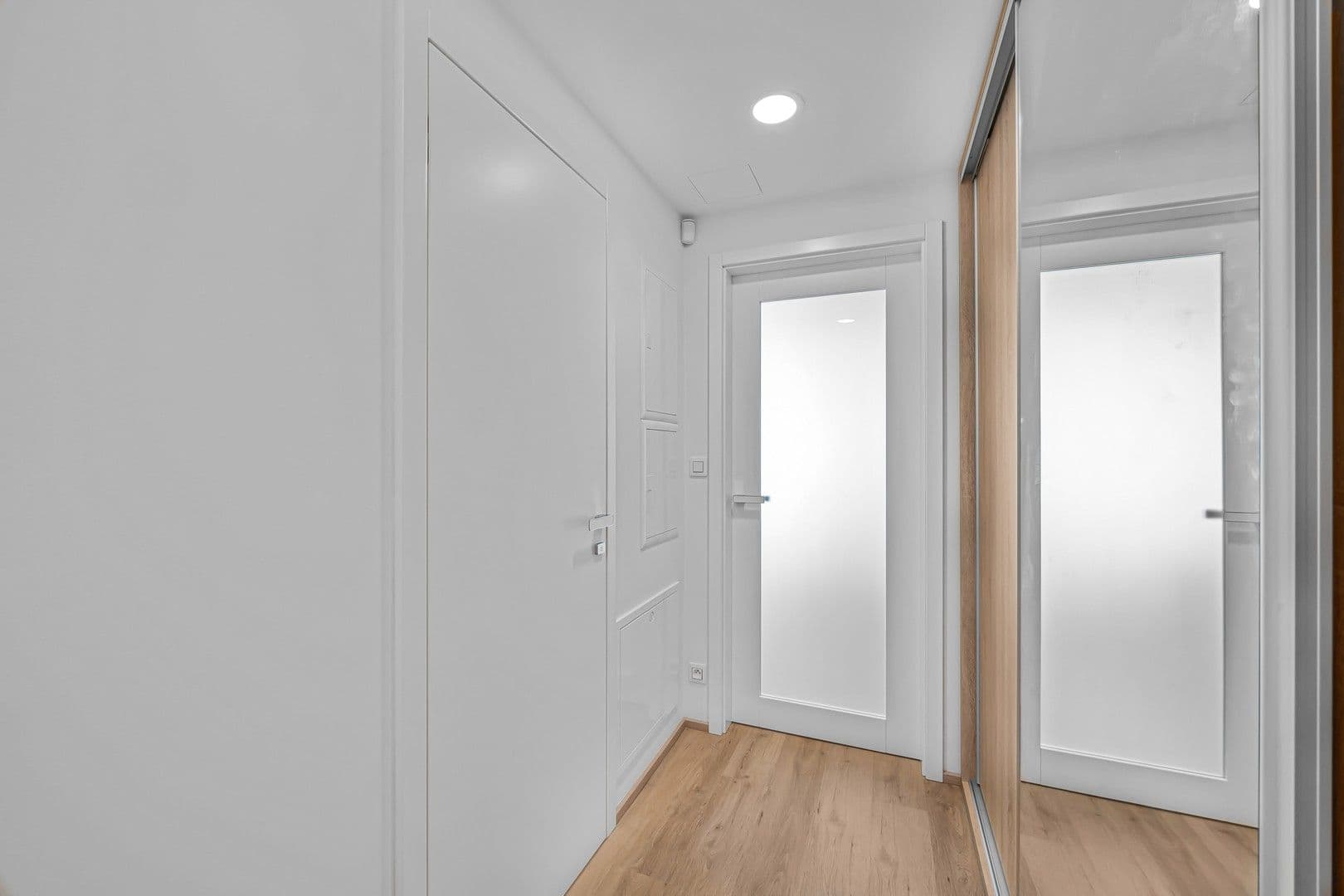 Prenájom bytu 1-izbový 30 m², Malešická, Praha, Praha Prenájom bytu 1-izbový 30 m², Malešická, Praha, Praha