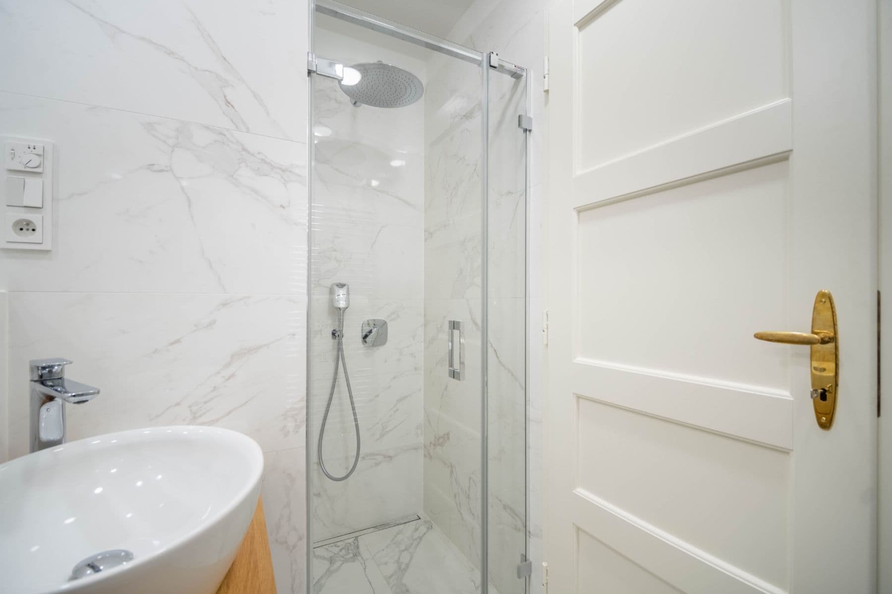 Prenájom bytu 1-izbový 25 m², Lucemburská, Praha, Praha Prenájom bytu 1-izbový 25 m², Lucemburská, Praha, Praha