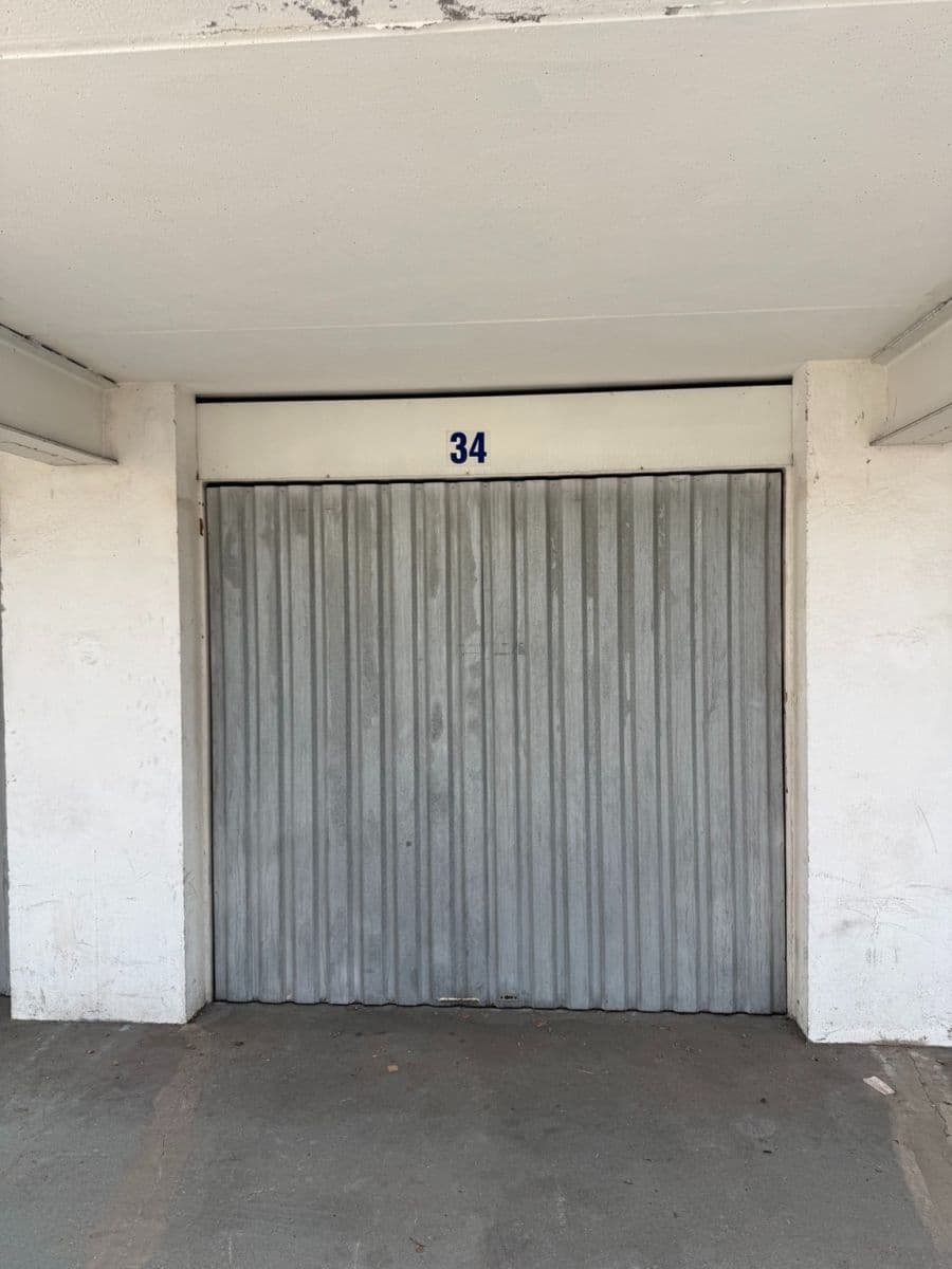 Prenájom garáže 17 m², Plzeň, Plzeňský kraj Prenájom garáže 17 m², Plzeň, Plzeňský kraj