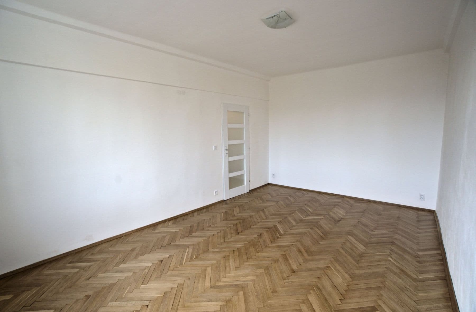 Prenájom bytu 1-izbový 40 m², K sídlišti, Praha, Praha Prenájom bytu 1-izbový 40 m², K sídlišti, Praha, Praha