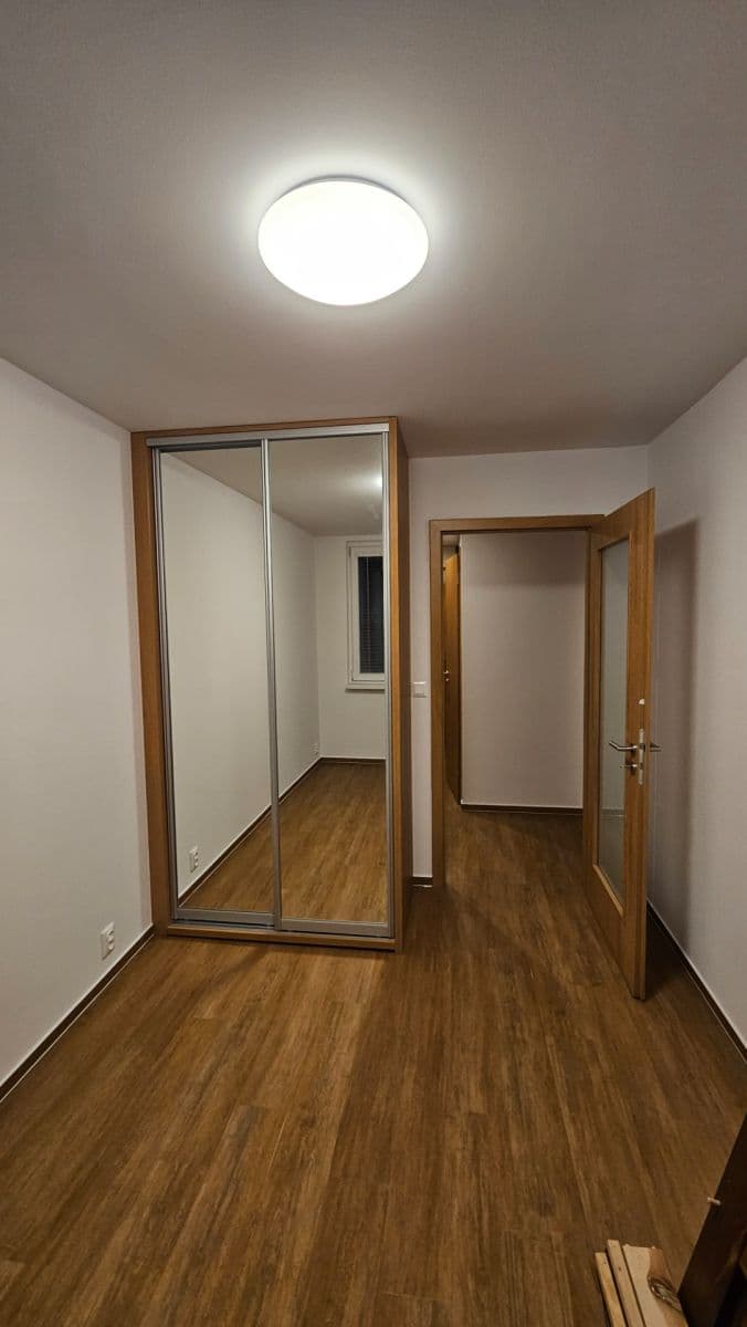 Prenájom bytu 2-izbový 45 m², Bellušova, Praha, Praha Prenájom bytu 2-izbový 45 m², Bellušova, Praha, Praha