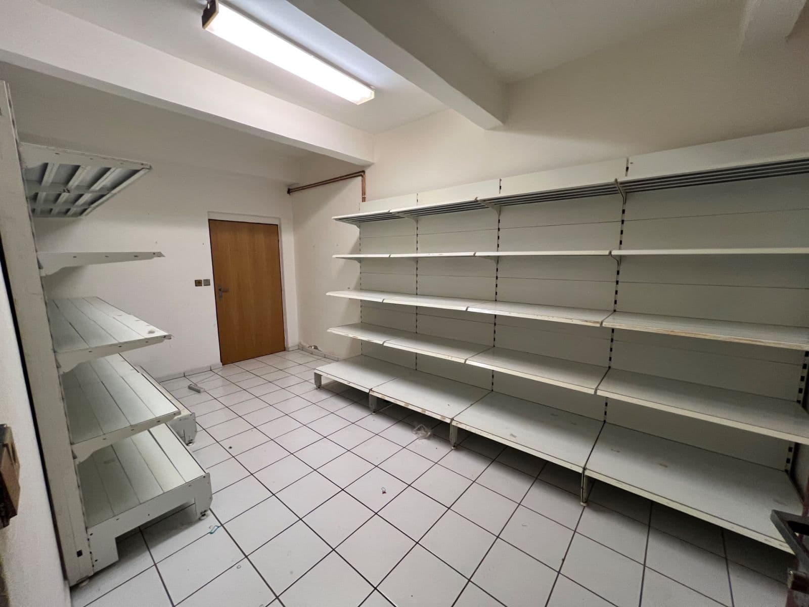 Prenájom nebytového priestoru 299 m², Radlas, Brno, Jihomoravský kraj Prenájom nebytového priestoru 299 m², Radlas, Brno, Jihomoravský kraj