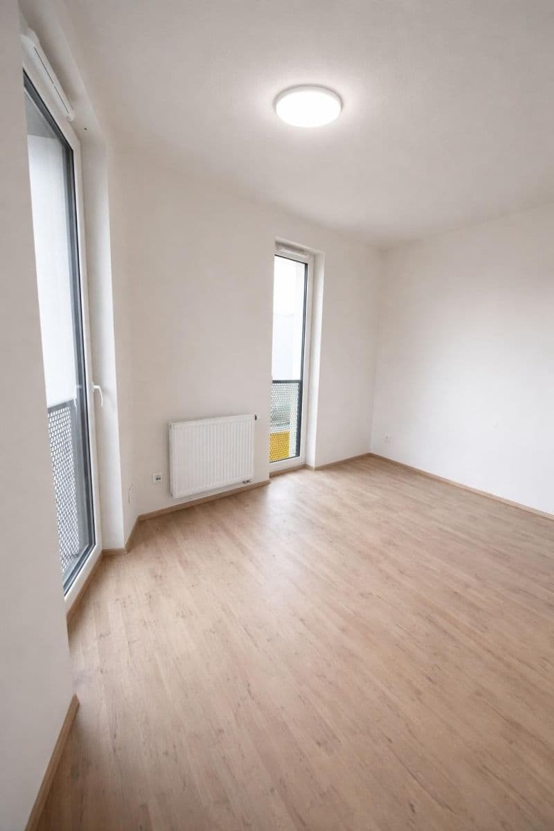 Predaj bytu 3-izbový 78 m², Nová Tesla, Pardubice, Pardubický kraj Predaj bytu 3-izbový 78 m², Nová Tesla, Pardubice, Pardubický kraj