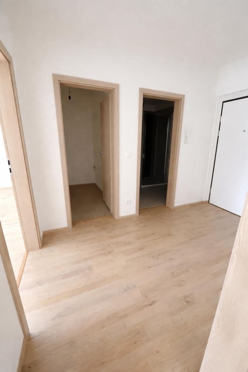 Predaj bytu 3-izbový 78 m², Nová Tesla, Pardubice, Pardubický kraj Predaj bytu 3-izbový 78 m², Nová Tesla, Pardubice, Pardubický kraj