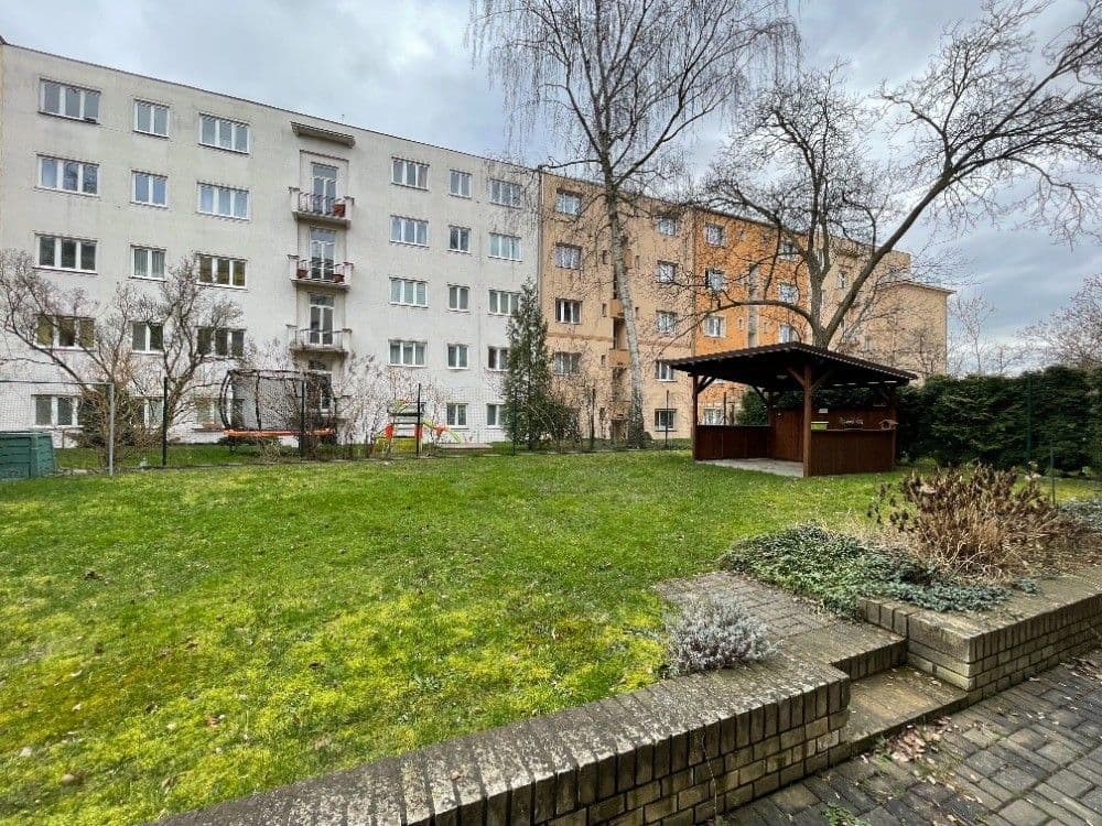 Prenájom bytu 2-izbový 65 m², Pelhřimovská, Praha, Praha Prenájom bytu 2-izbový 65 m², Pelhřimovská, Praha, Praha