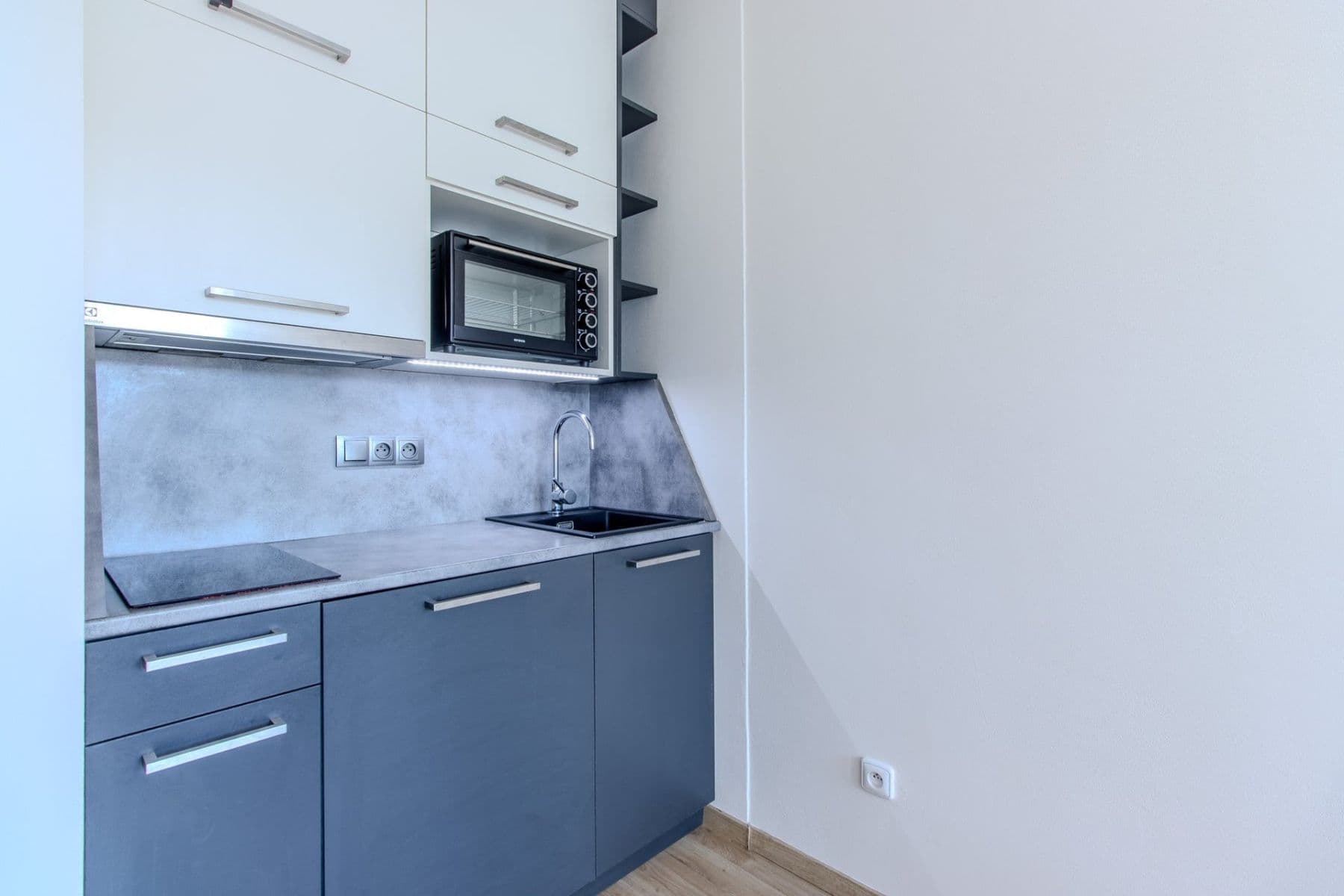 Prenájom bytu 1-izbový 23 m², Peroutkova, Praha, Praha Prenájom bytu 1-izbový 23 m², Peroutkova, Praha, Praha