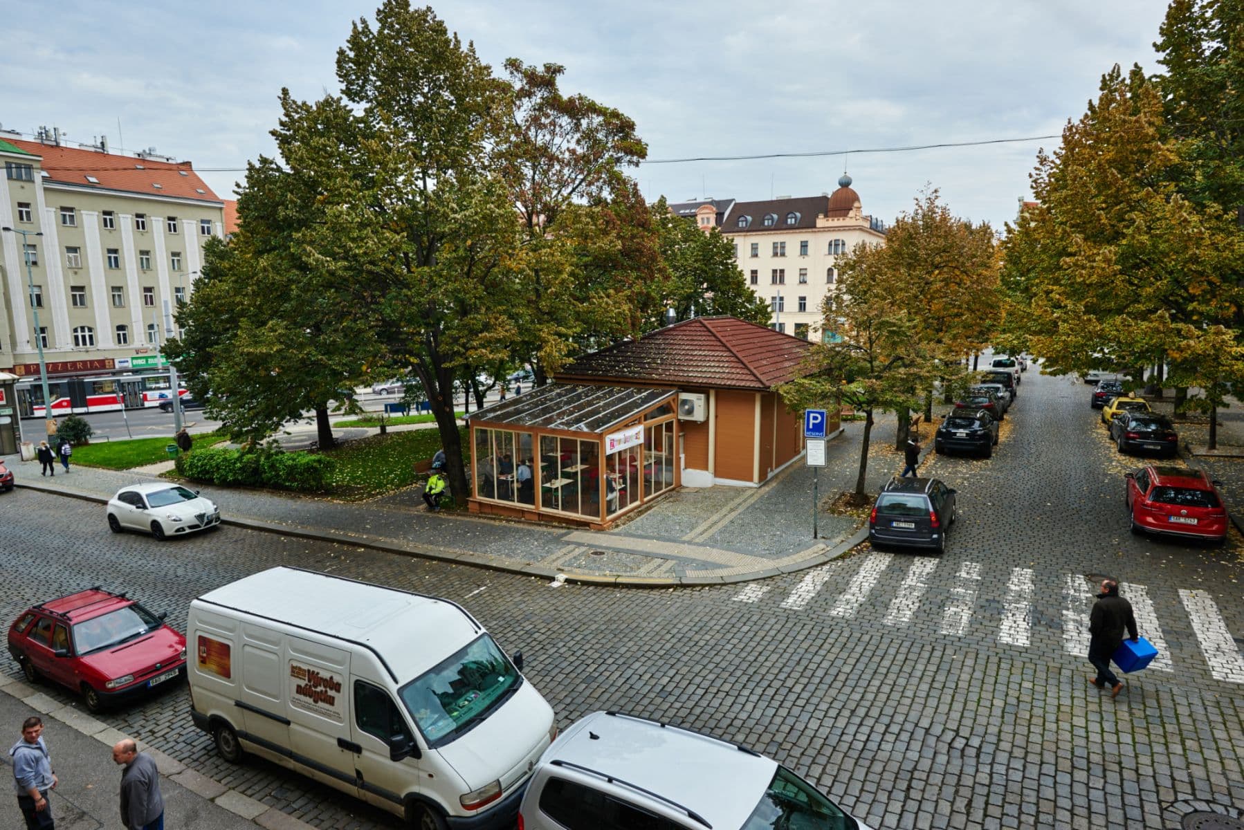Prenájom bytu 52 m², náměstí Bratří Synků, Praha, Praha Prenájom bytu 52 m², náměstí Bratří Synků, Praha, Praha