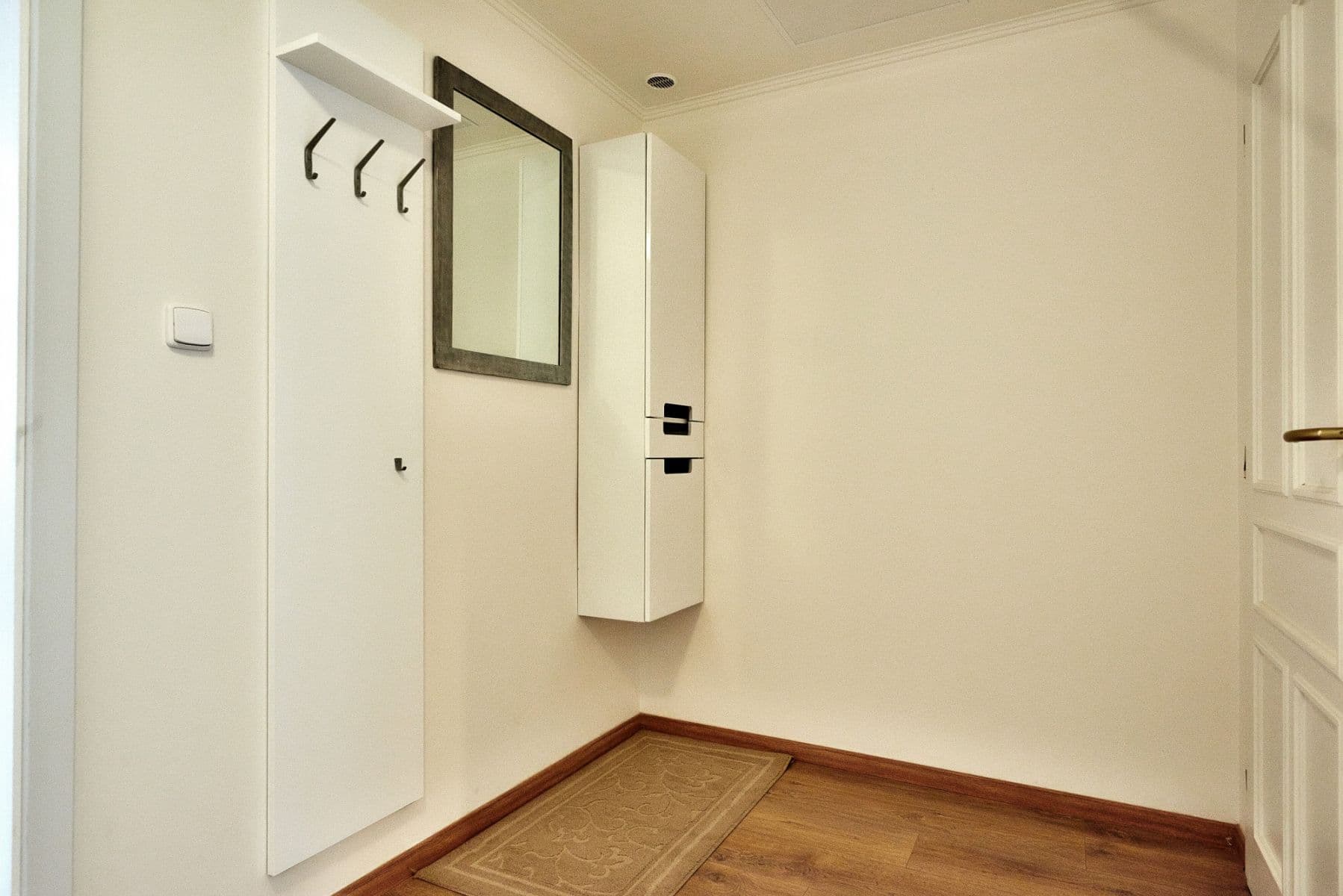 Prenájom bytu 52 m², náměstí Bratří Synků, Praha, Praha Prenájom bytu 52 m², náměstí Bratří Synků, Praha, Praha