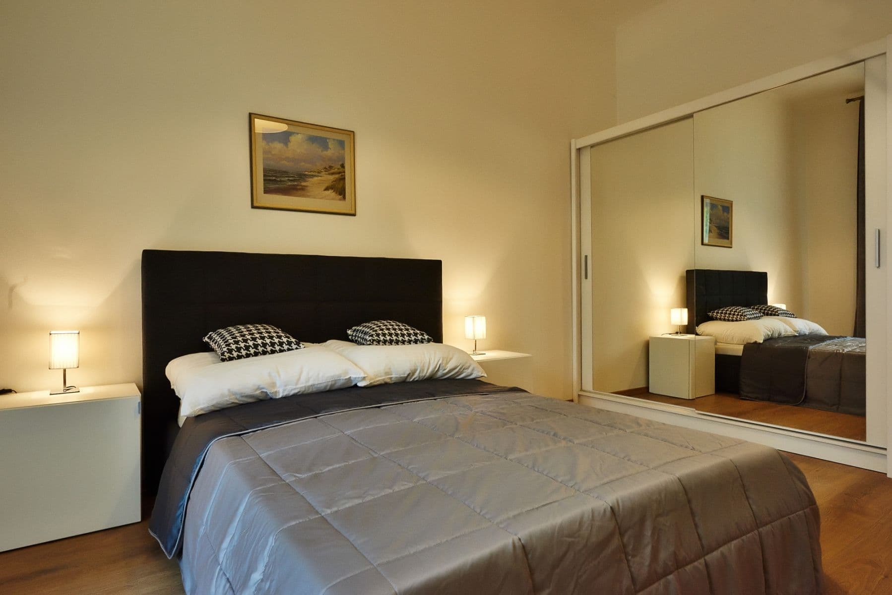 Prenájom bytu 52 m², náměstí Bratří Synků, Praha, Praha Prenájom bytu 52 m², náměstí Bratří Synků, Praha, Praha