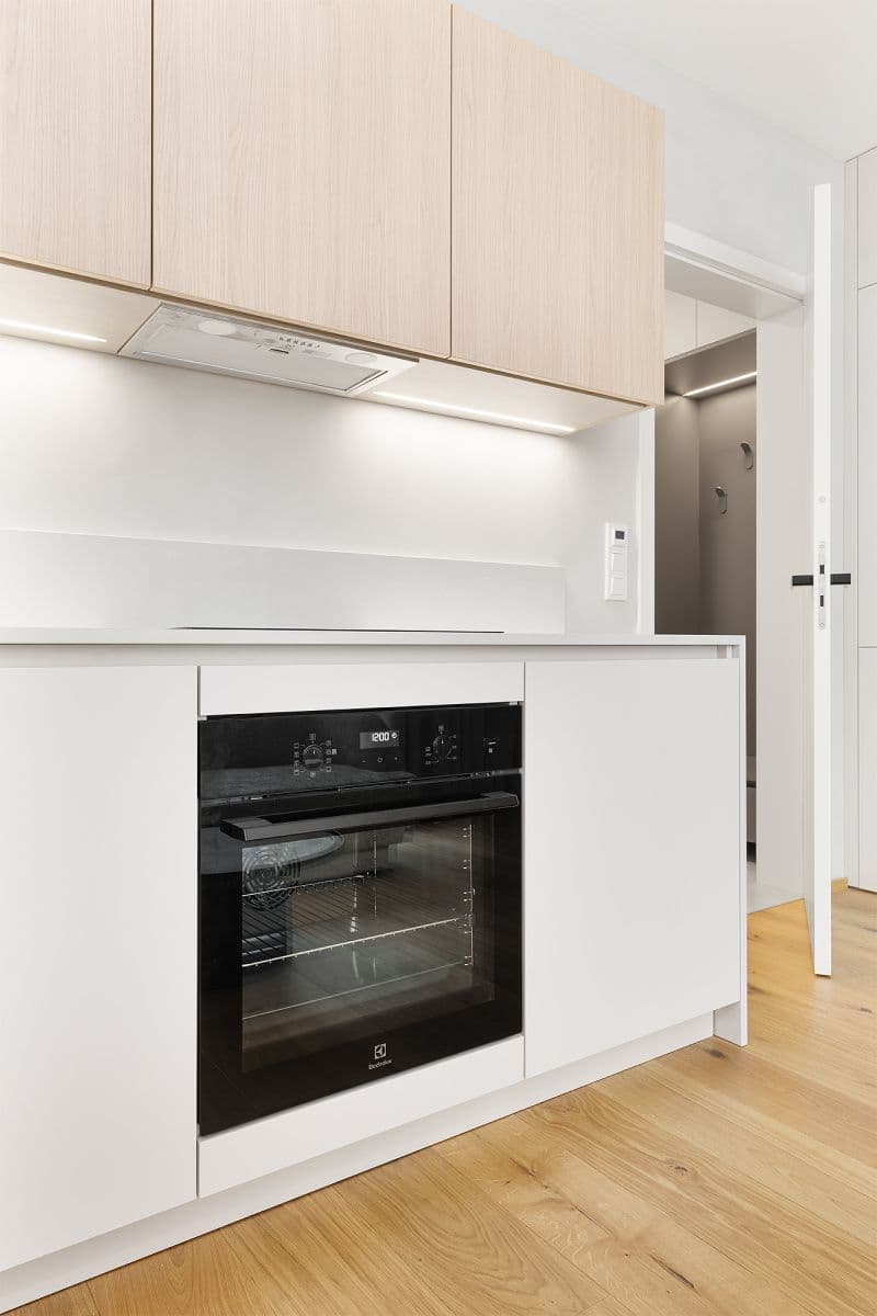 Prenájom bytu 40 m², Starokošířská, Praha, Praha Prenájom bytu 40 m², Starokošířská, Praha, Praha