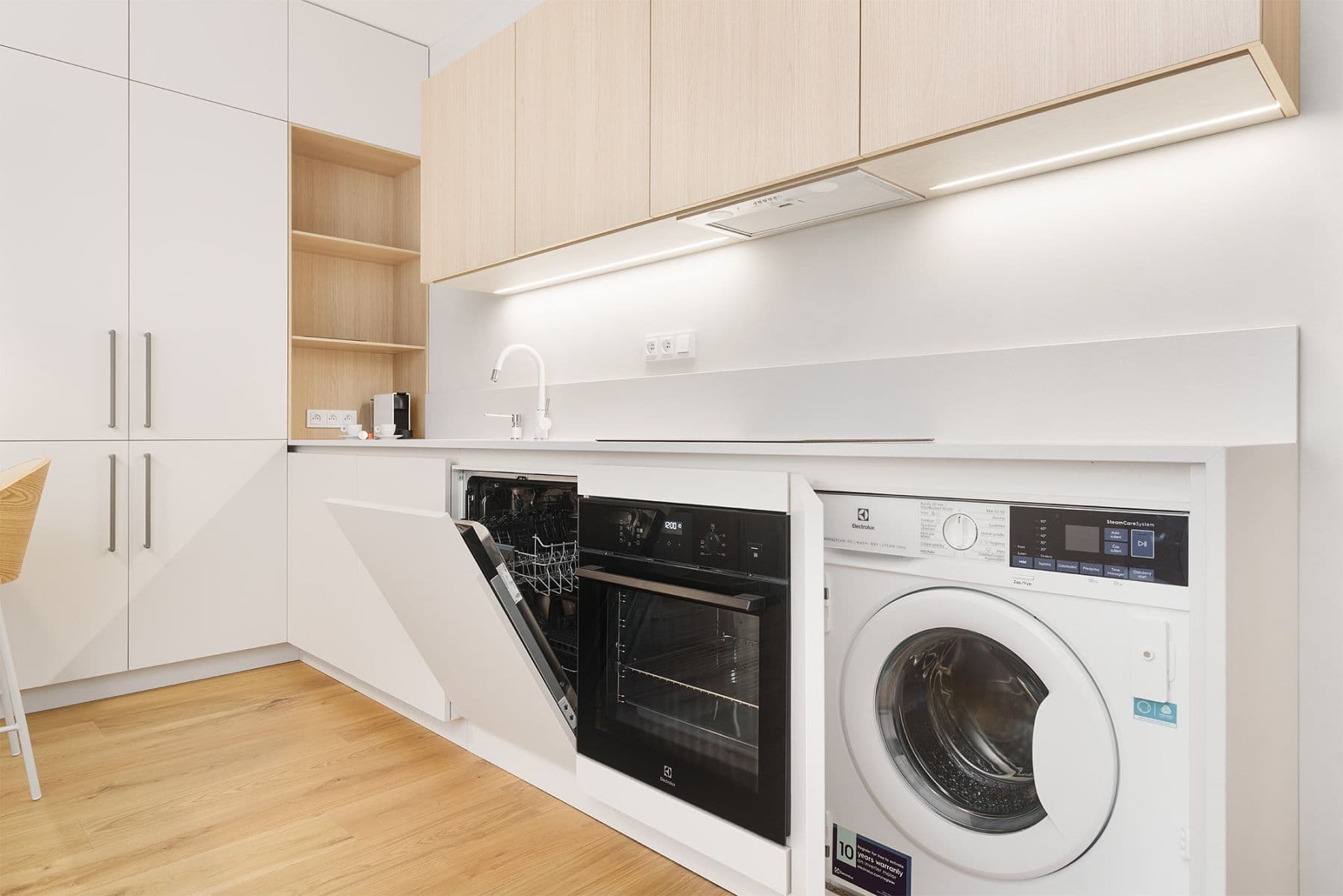 Prenájom bytu 40 m², Starokošířská, Praha, Praha Prenájom bytu 40 m², Starokošířská, Praha, Praha