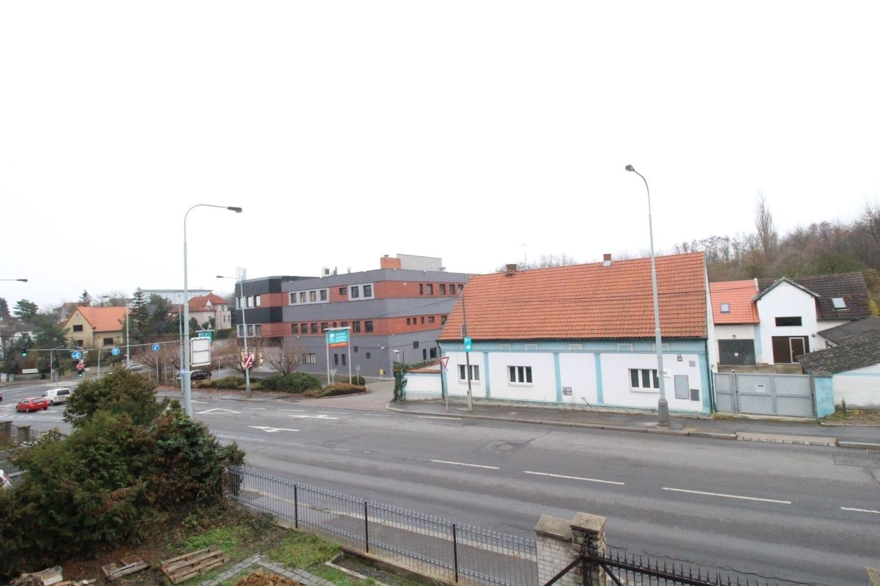 Prenájom bytu 3-izbový 60 m², Plzeňská, Praha, Praha Prenájom bytu 3-izbový 60 m², Plzeňská, Praha, Praha