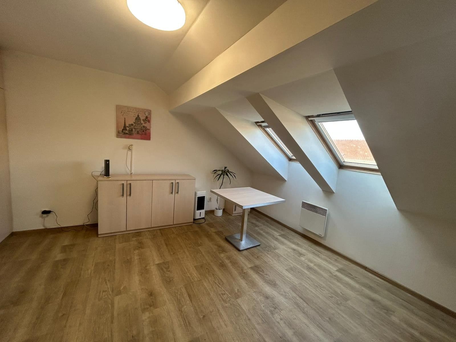 Prenájom bytu 1-izbový 26 m², Olomoucká, Brno, Jihomoravský kraj Prenájom bytu 1-izbový 26 m², Olomoucká, Brno, Jihomoravský kraj