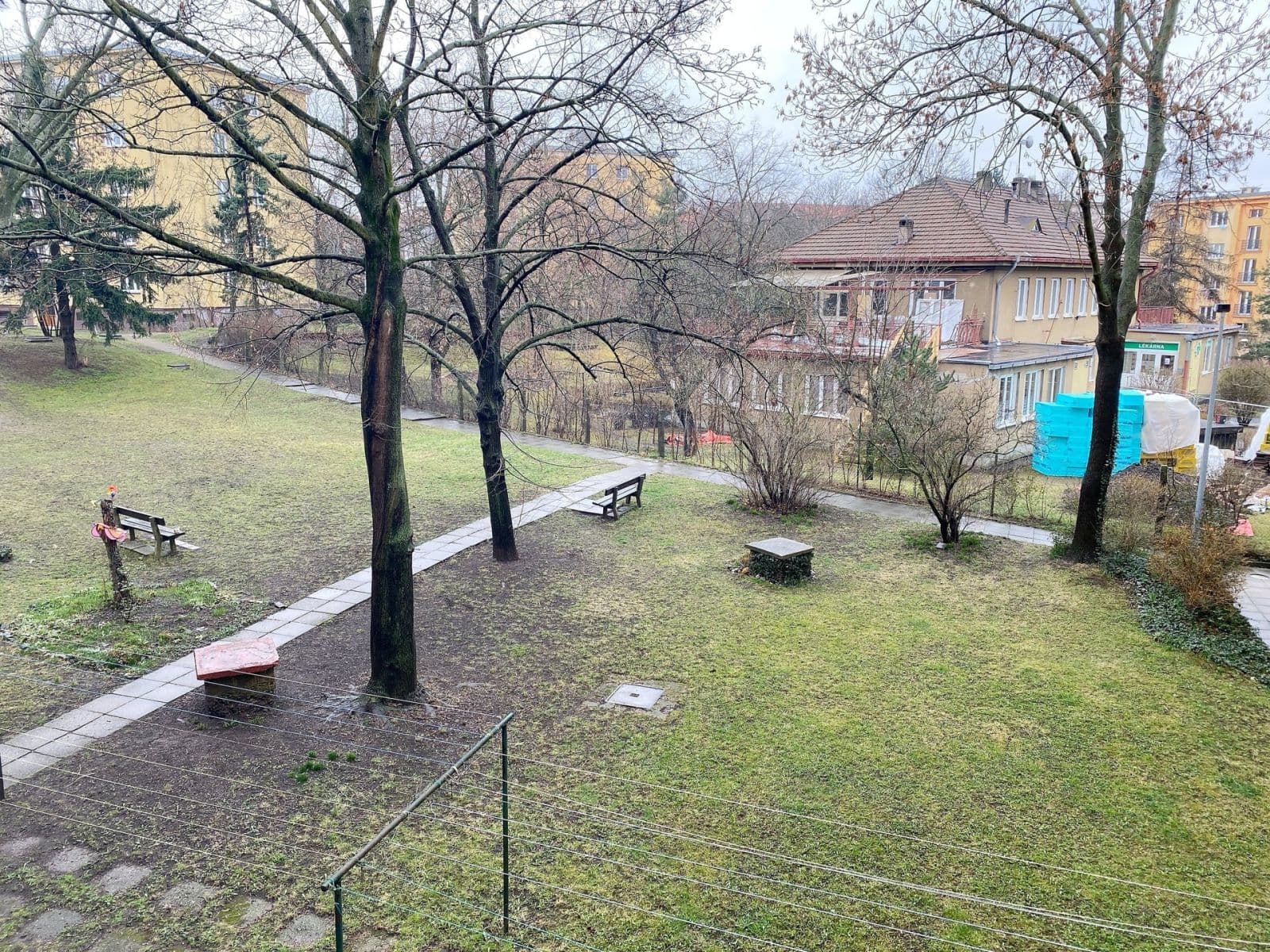 Prenájom bytu 3-izbový 73 m², Dubečská, Praha, Praha Prenájom bytu 3-izbový 73 m², Dubečská, Praha, Praha