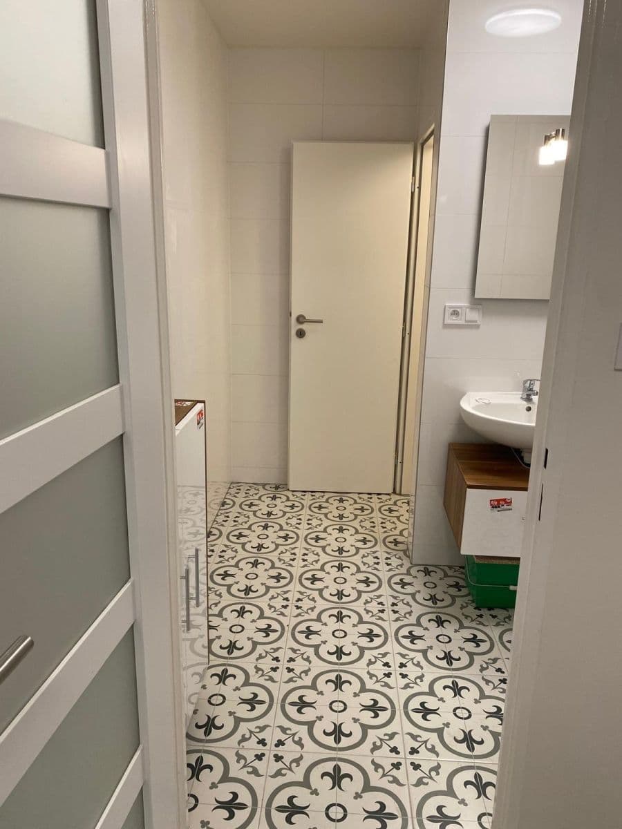 Prenájom bytu 3-izbový 55 m², Rumburská, Praha, Praha Prenájom bytu 3-izbový 55 m², Rumburská, Praha, Praha