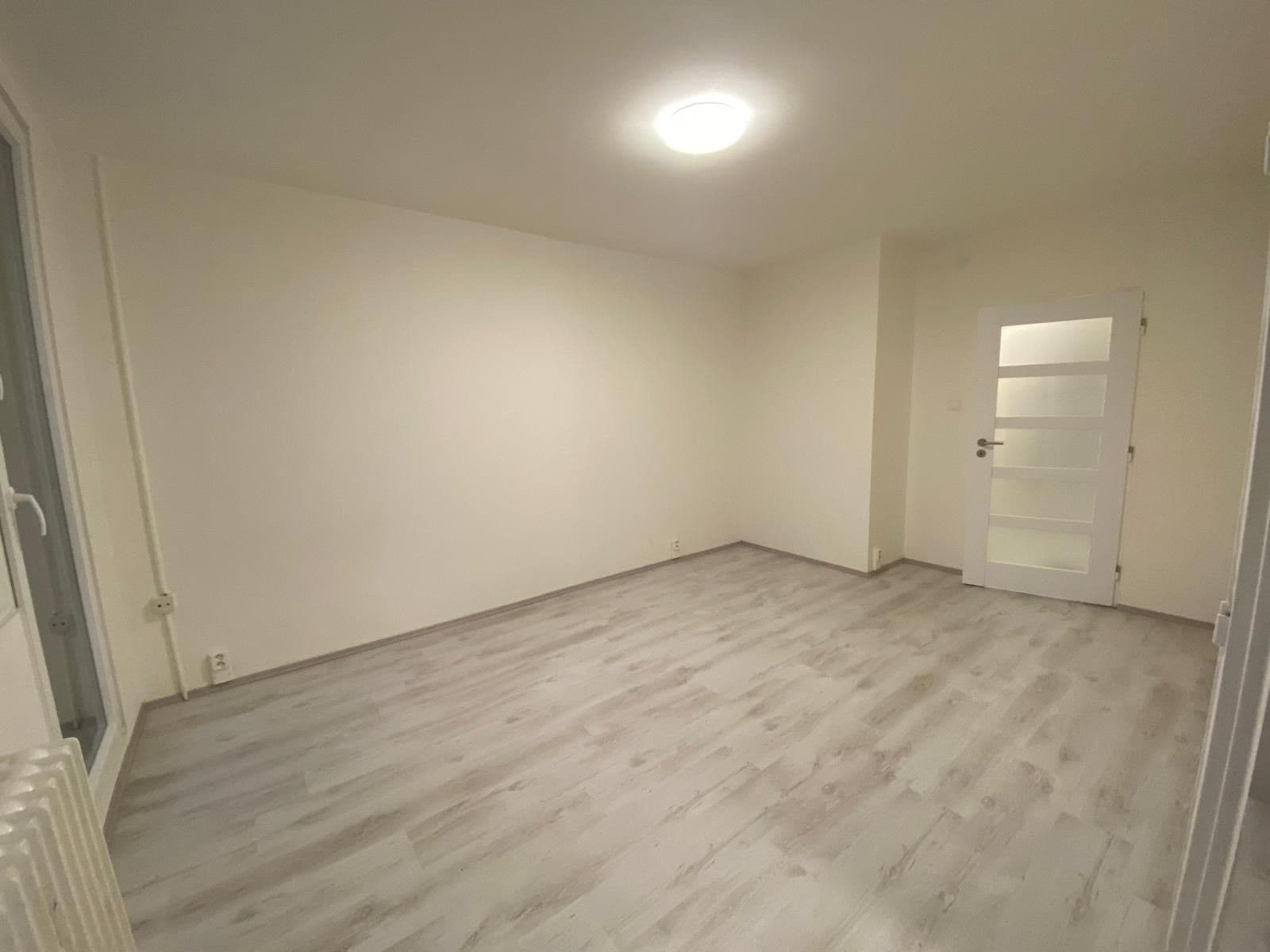 Prenájom bytu 3-izbový 55 m², Rumburská, Praha, Praha Prenájom bytu 3-izbový 55 m², Rumburská, Praha, Praha