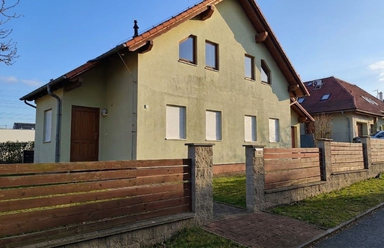 Predaj domu 180 m², pozemek 569 m², Prosincová, Praha, Praha Predaj domu 180 m², pozemek 569 m², Prosincová, Praha, Praha