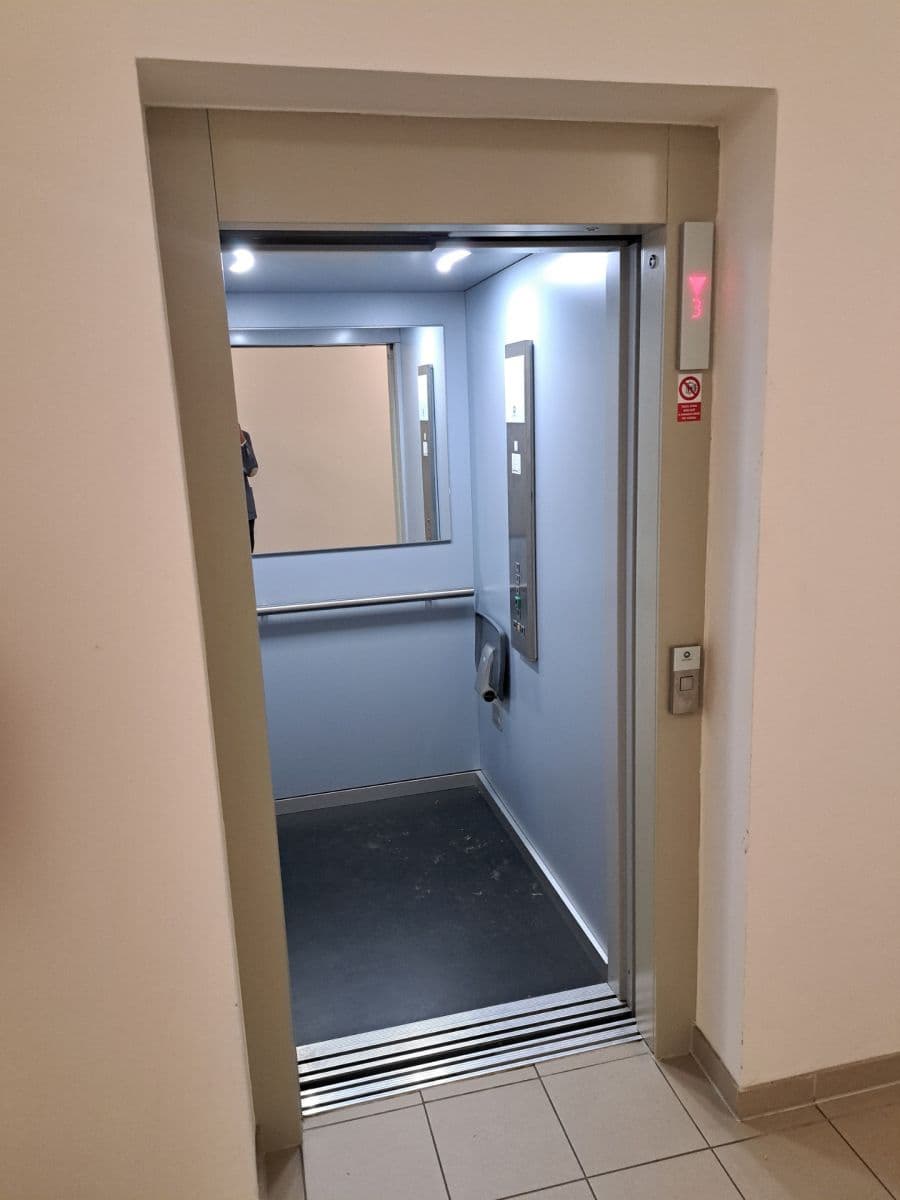 Prenájom bytu 2-izbový 52 m², Na Výšině, Říčany, Středočeský kraj Prenájom bytu 2-izbový 52 m², Na Výšině, Říčany, Středočeský kraj