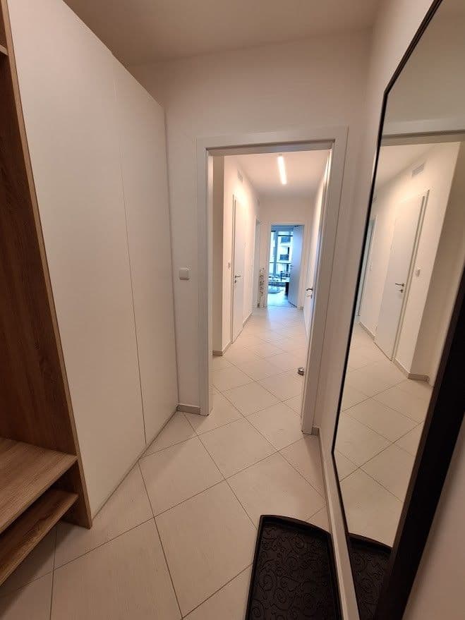 Prenájom bytu 2-izbový 54 m², Huppnerova, Praha, Praha Prenájom bytu 2-izbový 54 m², Huppnerova, Praha, Praha